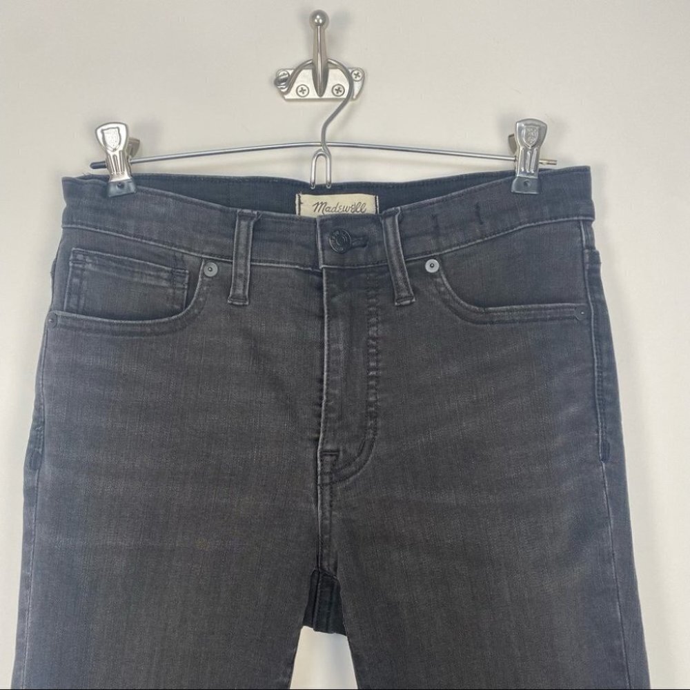 Madewell | 9" Skinny Jeans in Black‎ Sea | H2230 - Picture 7 of 10